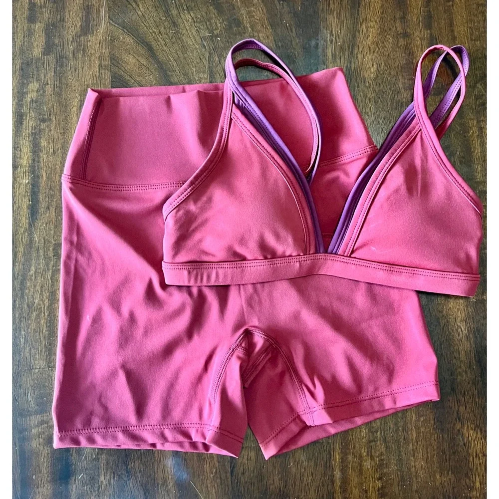 Berry Pink 2 Piece Activewear Set V-Neck Sports Bra & High Waist Biker Shorts S
